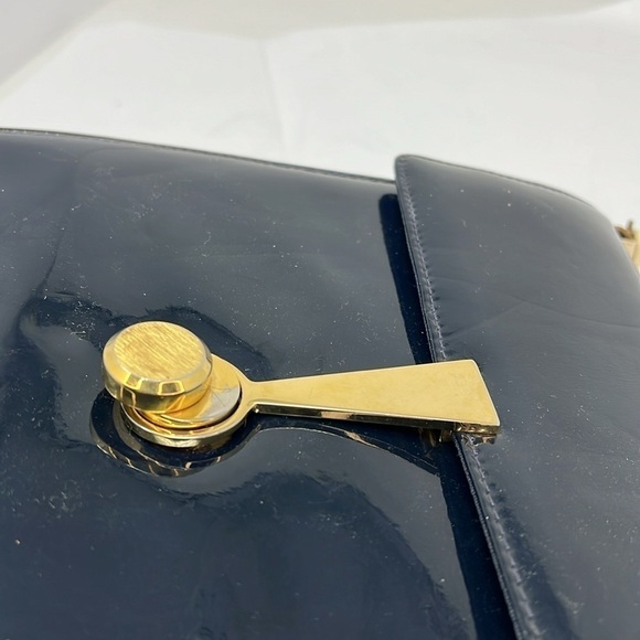 Saks Fifth Avenue Vintage Patent Leather Navy Red Beige Shoulder Bag - Picture 11 of 16